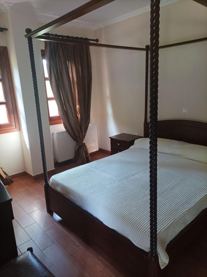 Studios Christina Palaioi Poroi Luaran gambar